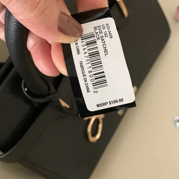 New bebe Ladies purse - Picture 7 of 16